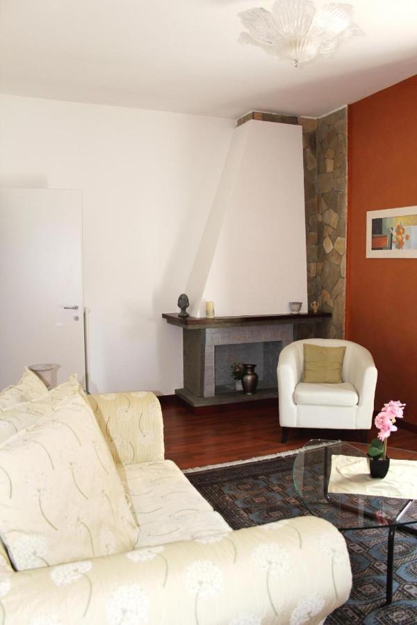 Apartamento Casanova Alba  Exterior foto